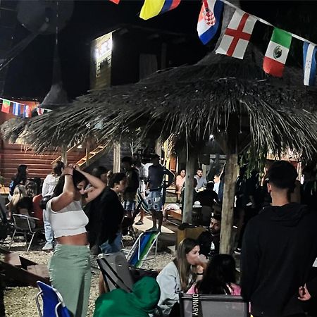 Finisterre Hostel 拉佩德雷拉 外观 照片